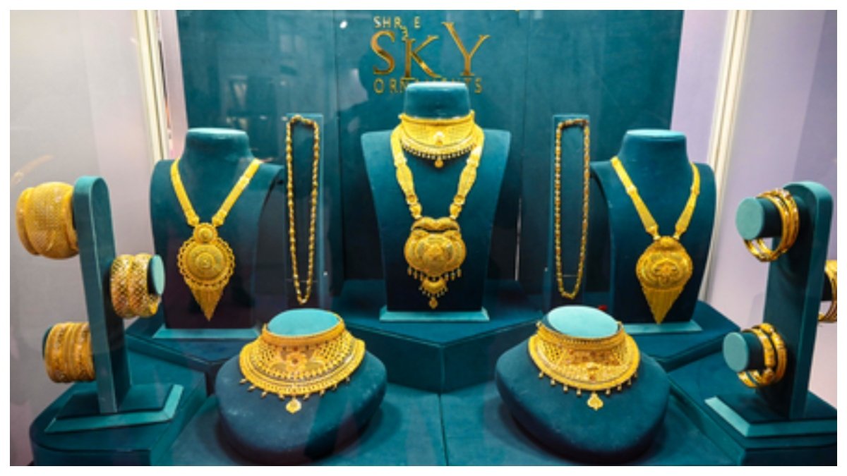 India’s gem and jewellery exports rise 12.52% in August as overseas demand drives strong growth in studded gold jewellery shipments.